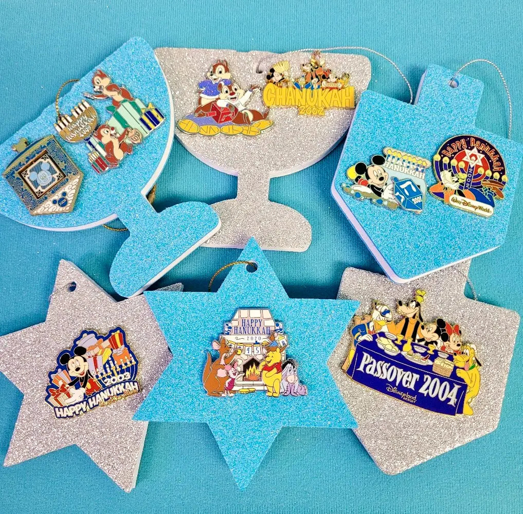 Seasonal PinFolio® Ornaments Set – Holiday Pin Displays | Set of 6 GoPinPro