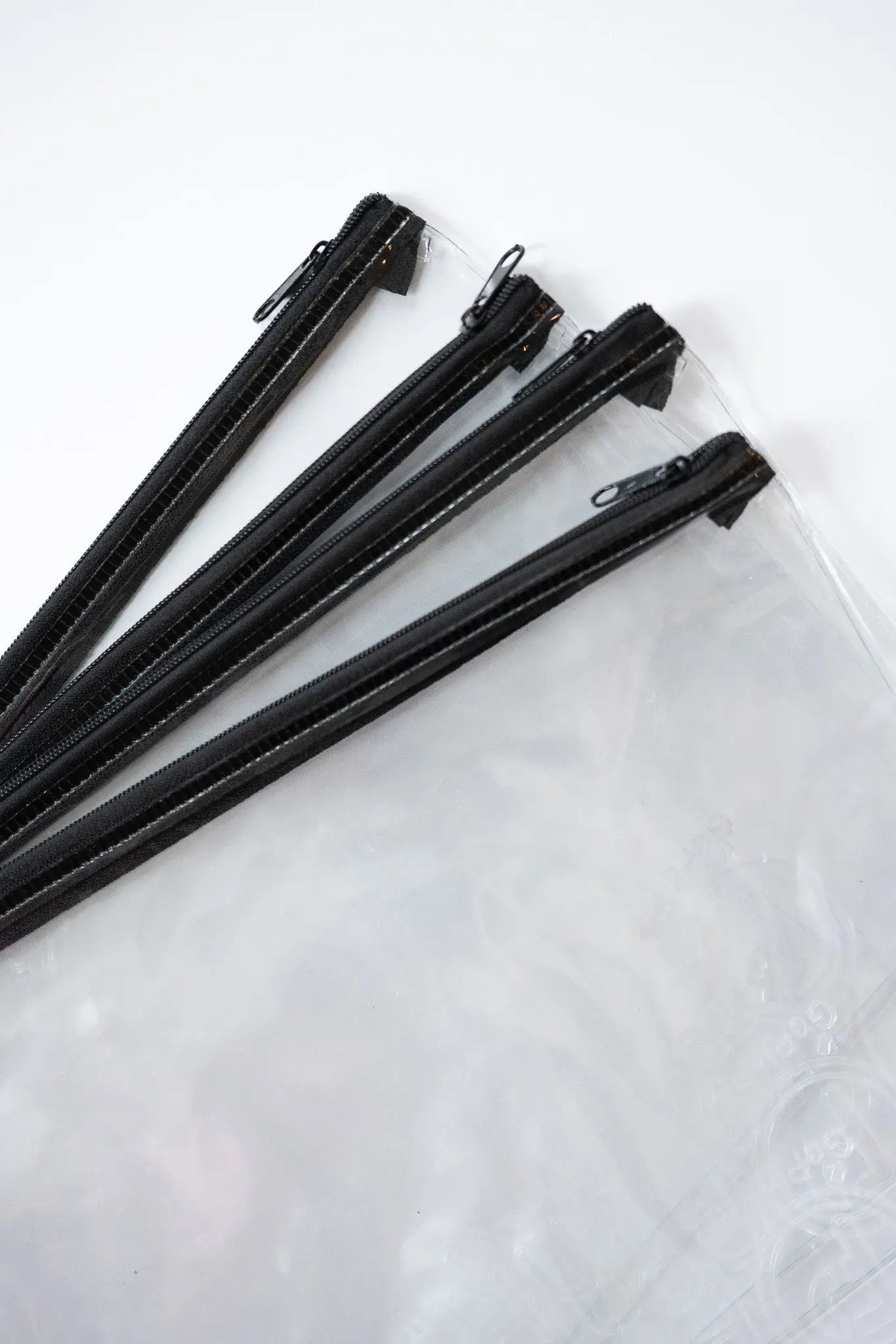 PinFolio® Safe'N'Go® Zippered Pouch for Midsize Boards - Pack of 4 GoPinPro