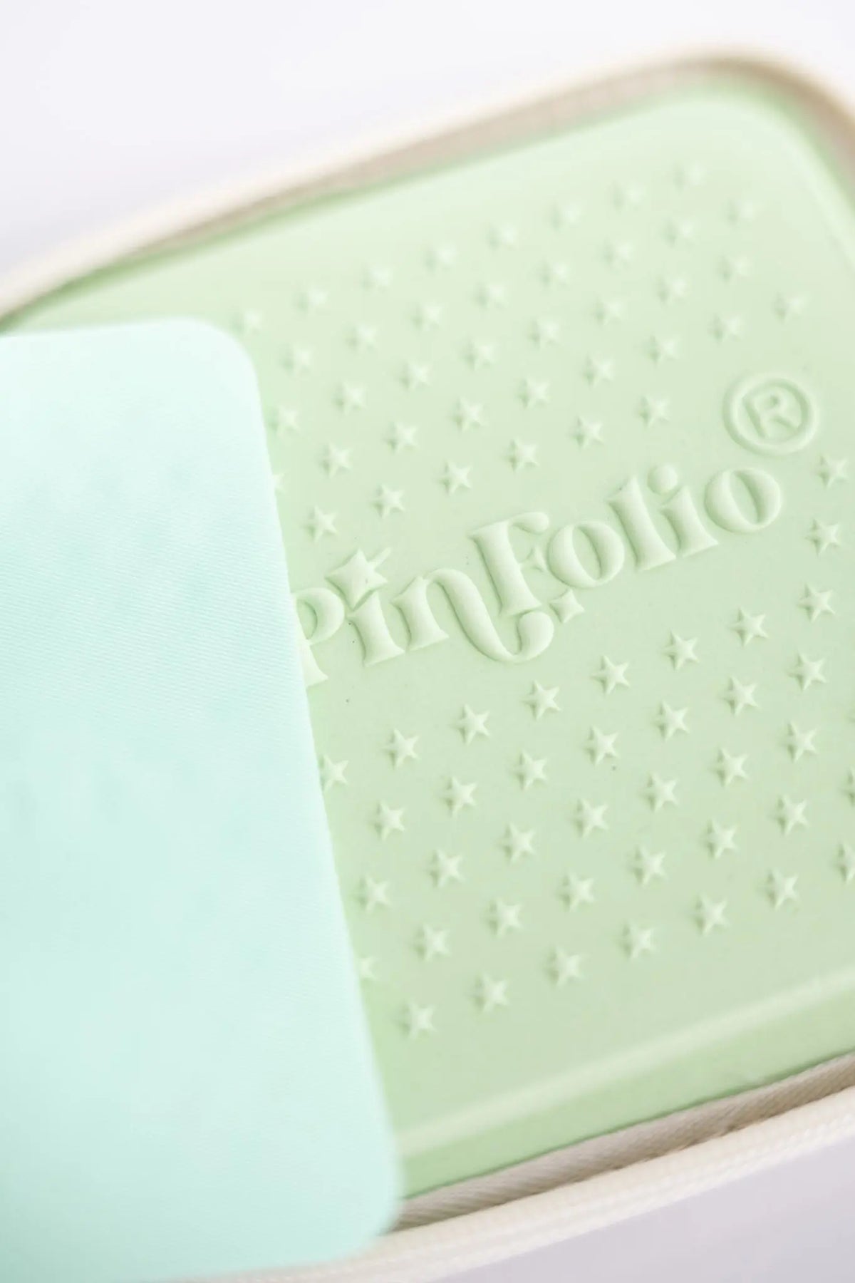 PinFolio® Mini Show GoPinPro